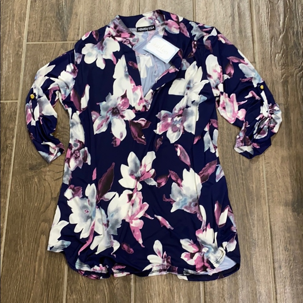 NWT blouse- very flattering